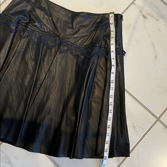 Leather skirt - Picture 6 of 6